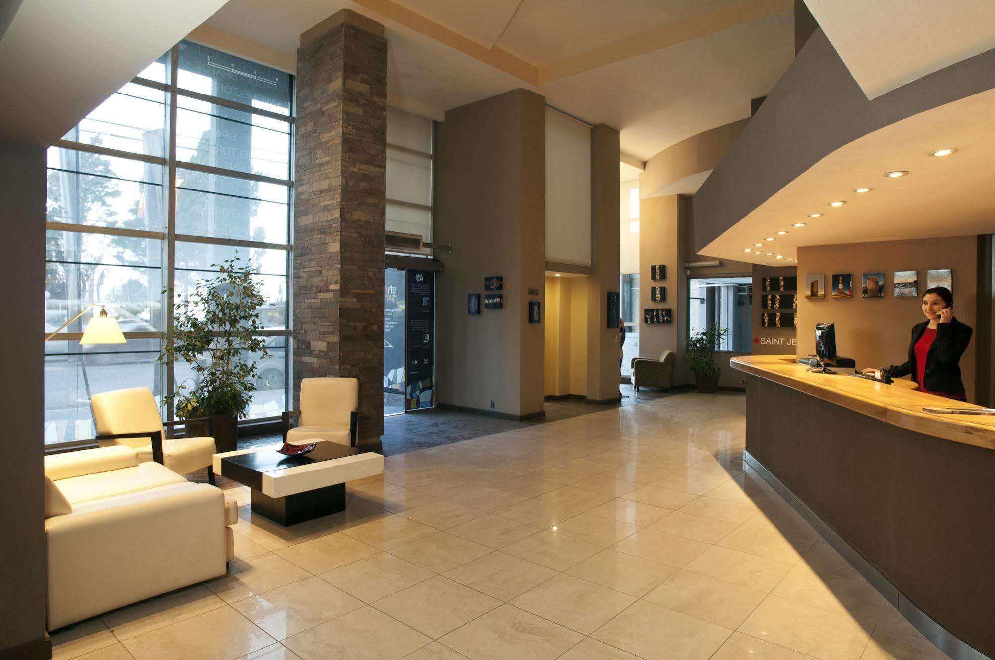 Hotel Piren Пуэрто-Мадрин Экстерьер фото